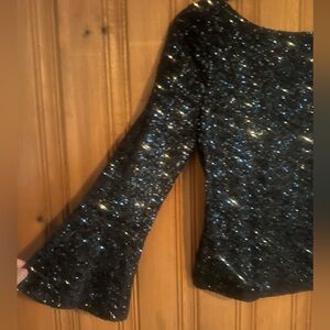 BB Dakota sparkle top